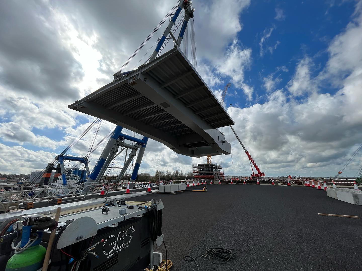 Supporting another bridge installation this week. #herringbridge in Great Yarmouth contracting for #victorbuycksteelconstruction. On-site fabrication, cutting & plant supply.